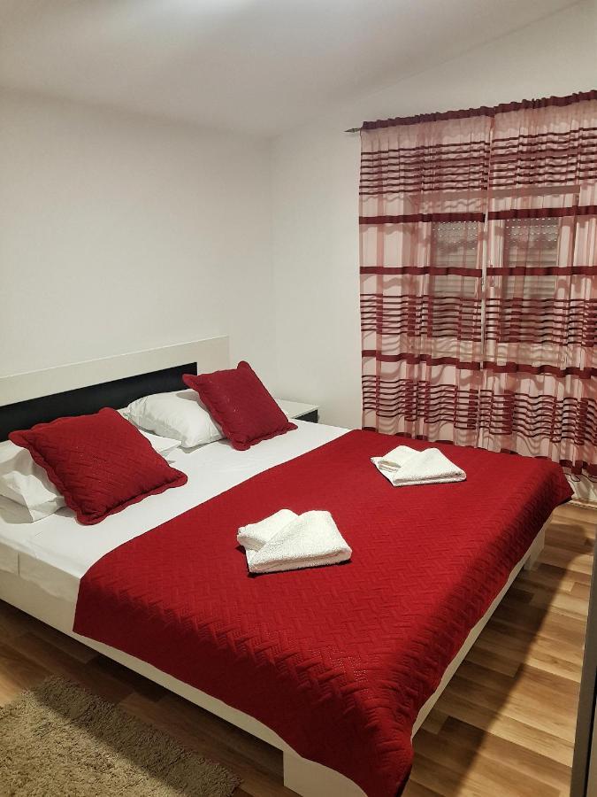 דירות Kaštel Sućurac Apartman Nela מראה חיצוני תמונה