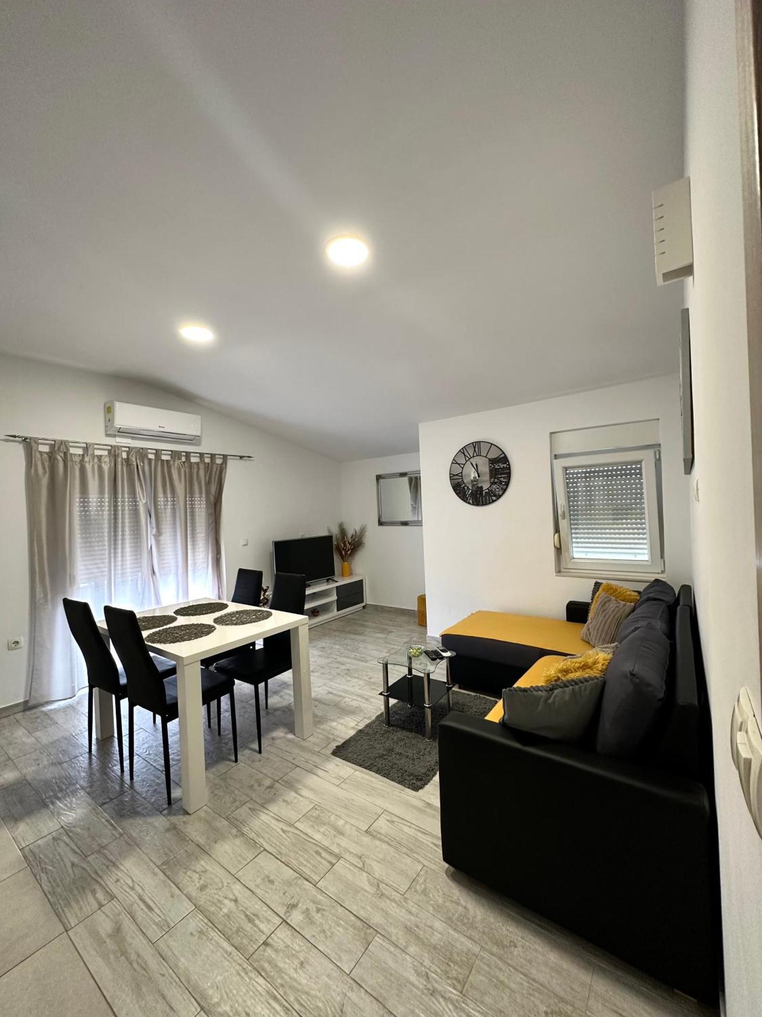 דירות Kaštel Sućurac Apartman Nela מראה חיצוני תמונה