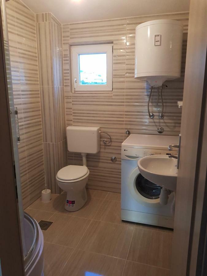 דירות Kaštel Sućurac Apartman Nela מראה חיצוני תמונה